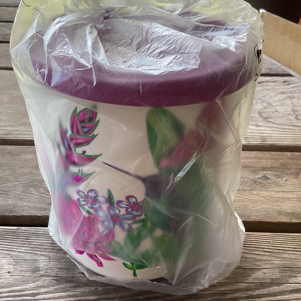 Tupperware Hummingbird One Touch storage canisters - set of two - Picture 2 of 2